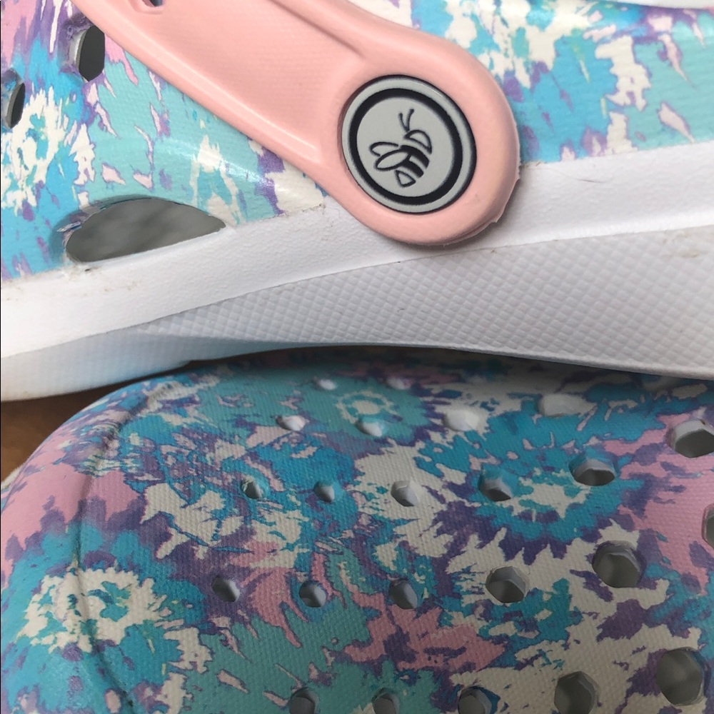 Joybees Active Clogs Floral Blue and Pink Print Size 8 - Picture 2 of 8